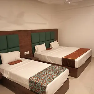 Hotel Tej Plaza ,a Family Near Igi Airport Delhi