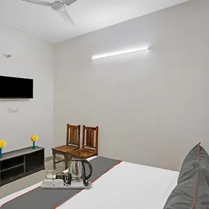 Hotel O Imperial Residency Near Dashrath Puri Metro Station